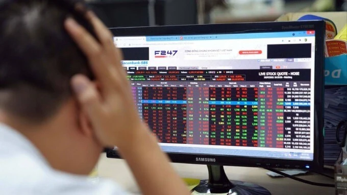 Vì sao loạt ‘ông lớn’ PV GAS, BSR, ACV có nguy cơ mất tư cách đại chúng?