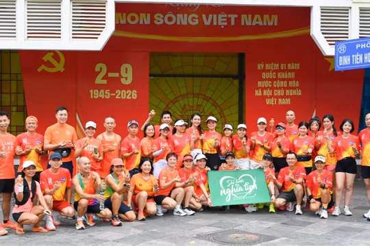 Hàng trăm vận động viên cùng KOC, KOL “Sải bước nghĩa tình” vì nạn nhân chất độc da cam