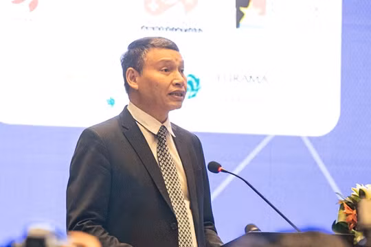 Ông Hồ Kỳ Minh, Phó Chủ tịch thường trực UBND TP Đà Nẵng phát biểu tại phiên khai mạc Diễn đàn Tài chính Việt Nam 2026. Ảnh XM