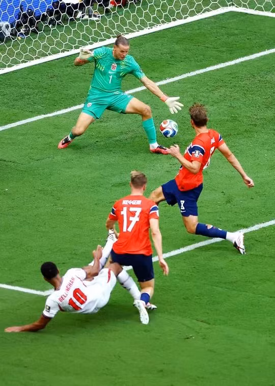 FIFA công bố bằng chứng bàn gỡ của Bellingham vào lưới Na Uy hợp lệ