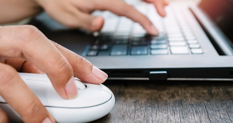 Có thể chúng ta đang kết nối chuột với máy tính sai cách. Ảnh: BGR.