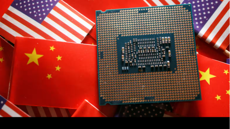Ngành công nghiệp chip đang chờ đợi quyết định của chính quyền Trump về một cuộc điều tra thuế quan rộng hơn đối với nhập khẩu chip toàn cầu. Ảnh: Nikkei Asia.