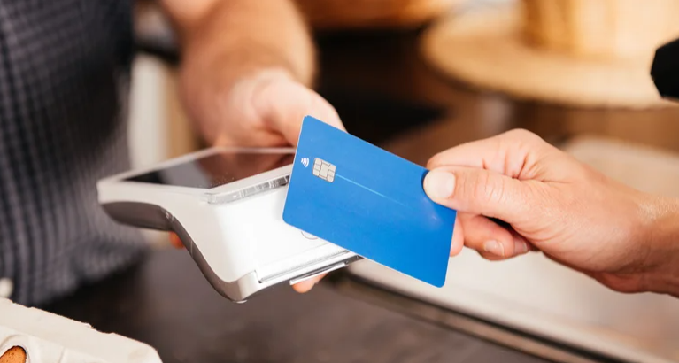 Công nghệ thanh toán bằng thẻ vật lý dần trở nên lỗi thời. Ảnh: BGR.