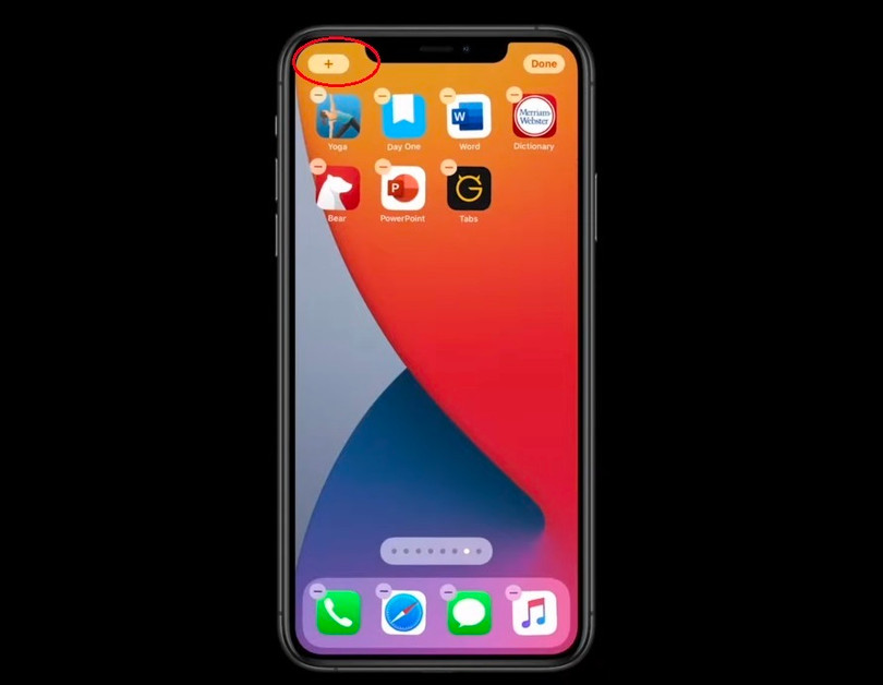 Trước hết bạn hãy bấm giữ vào khoảng trống trên một trang màn hình chính bất kỳ. Khi các biểu tượng ứng dụng bắt đầu rung rinh thì hãy bấm dấu + ở góc trên bên trái. Trước hết bạn hãy bấm giữ vào khoảng trống trên một trang màn hình chính bất kỳ. Khi các biểu tượng ứng dụng bắt đầu rung rinh thì hãy bấm dấu + ở góc trên bên trái.