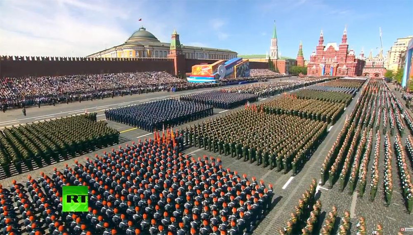 Nước Nga tổ chức duyệt binh Ngày chiến thắng trong Chiến tranh giữ nước vì đại trên Quảng Trường Đỏ. Nguồn ảnh: RT.. Nước Nga tổ chức duyệt binh Ngày chiến thắng trong Chiến tranh giữ nước vì đại trên Quảng Trường Đỏ. Nguồn ảnh: RT..