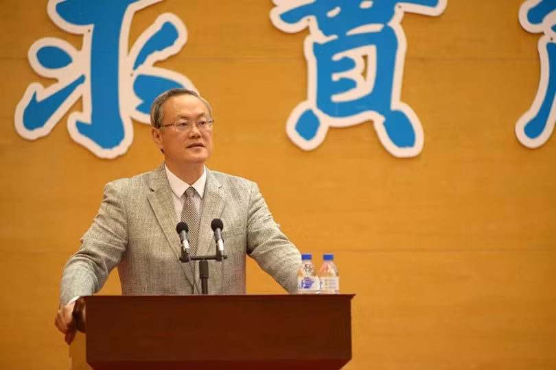 Giáo sư Lý Hiểu lo lắng bày tỏ: “Dân tộc Trung Hoa đã đến lúc gặp mối nguy hiểm mới”, “cần cảnh giác với Nghĩa Hòa Đoàn về tri thức” và mong muốn hạ nhiệt tư tưởng dân tộc cực đoan