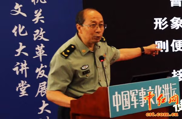 Ông KIm Nhất Nam thường xuyên thuyết giảng về các vấn đề chiến lược quốc tế và Trung Quốc tại các nhà trường, viện nghiên cứu, trên sóng phát thanh