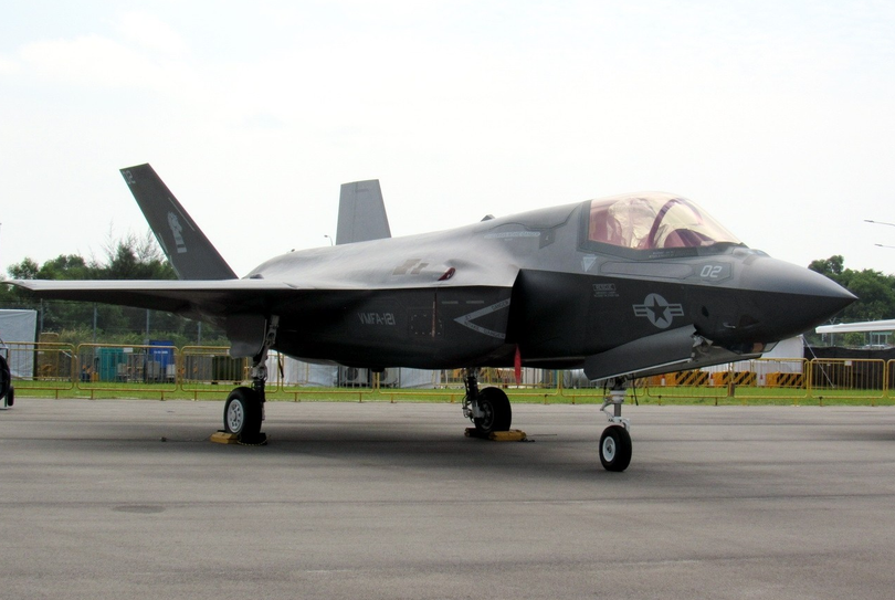 Ngoài khả năng tàng hình, F-35 còn có thể cất hạ cánh thẳng đứng và trên đường băng ngắn (Ảnh: Sohu)