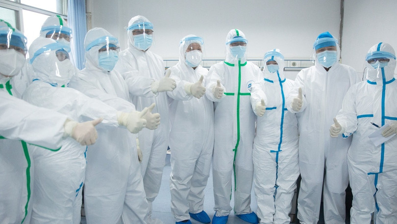 Hàng chục ngàn nhân viên y tế từ khắp các địa phương Trung Quốc đã đến Vũ Hán để giúp thành phố chống dịch (Ảnh: Tân Hoa xã) Hàng chục ngàn nhân viên y tế từ khắp các địa phương Trung Quốc đã đến Vũ Hán để giúp thành phố chống dịch (Ảnh: Tân Hoa xã)