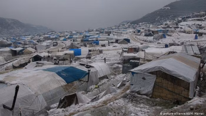 Trại tỵ nạn của người Syria ở biên giới Thổ Nhĩ Kỳ (Ảnh: Dweutsche Welle) Trại tỵ nạn của người Syria ở biên giới Thổ Nhĩ Kỳ (Ảnh: Dweutsche Welle)