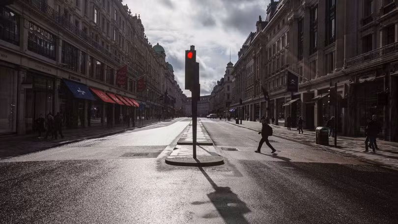 Sau khi phong tỏa toàn quốc, nhiều đô thị ở Italy đã trở thành thành phố chết (Ảnh: Reuters) Sau khi phong tỏa toàn quốc, nhiều đô thị ở Italy đã trở thành thành phố chết (Ảnh: Reuters)