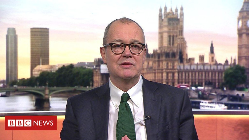 Ông Patrich Vallance, tác giả của thuyết "miễn dịch quần thể" đang bị phê phán mạnh mẽ (Ảnh: BBC).