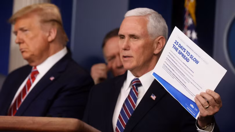 Văn phòng của Phó Tổng thống Mike Pence (phải) đã có nhân viên bị nhiễm COVID-19, Nhà Trắng đã bị dịch bệnh tấn công (Ảnh: AP). Văn phòng của Phó Tổng thống Mike Pence (phải) đã có nhân viên bị nhiễm COVID-19, Nhà Trắng đã bị dịch bệnh tấn công (Ảnh: AP).