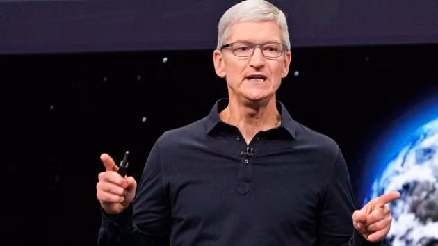 CEO Tim Cook. Ảnh: CNBC CEO Tim Cook. Ảnh: CNBC