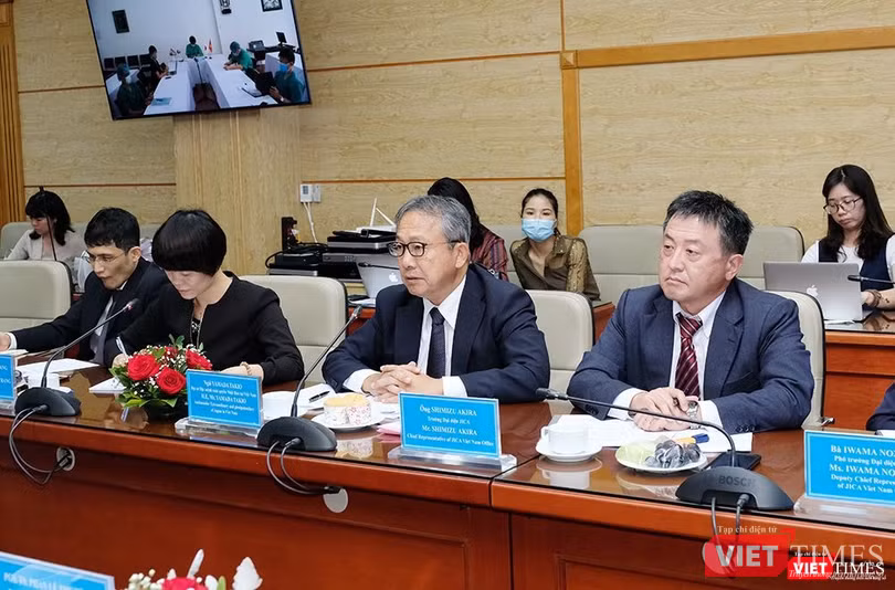 Nhật Bản đề nghị Việt Nam sớm làm thủ tục gia hạn giấy phép cho một số thuốc của Nhật Bản đã hết hạn từ tháng 7/2020 (ảnh: Trần Minh) Nhật Bản đề nghị Việt Nam sớm làm thủ tục gia hạn giấy phép cho một số thuốc của Nhật Bản đã hết hạn từ tháng 7/2020