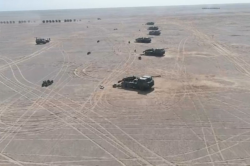 Quân đội Trung Quốc diễn tập ở gần biên giới Ấn Độ hồi đầu tháng 6 (Ảnh: CCTV). Quân đội Trung Quốc diễn tập ở gần biên giới Ấn Độ hồi đầu tháng 6 (Ảnh: CCTV).