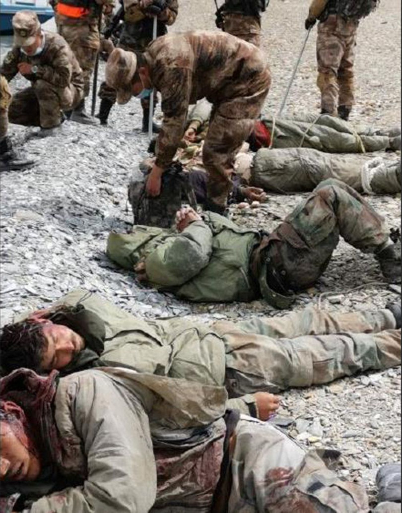 Trung Quốc tung hình ảnh đánh đập và bắt giữ 5 linh Ấn Độ ven hồ Pangong (Ảnh: Đa Chiều). Trung Quốc tung hình ảnh đánh đập và bắt giữ 5 linh Ấn Độ ven hồ Pangong (Ảnh: Đa Chiều).