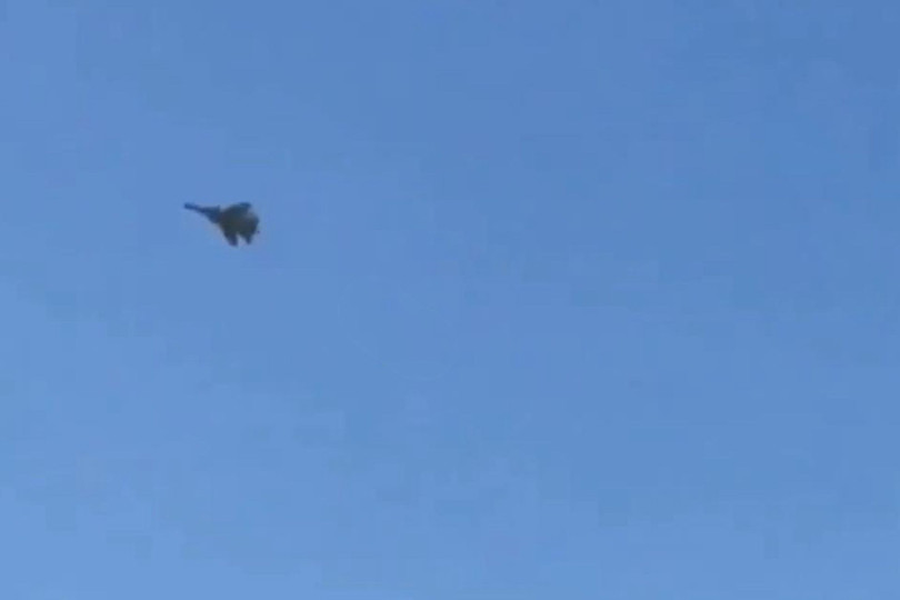 Máy bay Su-30 MKI của Ấn Độ xuất hiện ở bầu trời khu vực hồ Pangong tranh chấp (Ảnh: Đa Chiều).