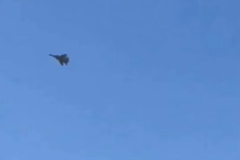 Máy bay Su-30 MKI của Ấn Độ xuất hiện ở bầu trời khu vực hồ Pangong tranh chấp (Ảnh: Đa Chiều).