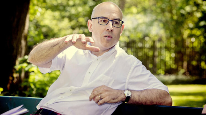 Ông Gabriel Felbermeyr: "Chúng ta cần kéo Trung Quốc vào bàn đàm phán và ký Hiệp định đầu tư đã đàm phán quá lâu. Đức có thể sử dụng những công cụ ngoại giao thương mại quốc tế này để đóng một vai trò lớn hơn” (Ảnh: handelsblatt.com) Ông Gabriel Felbermeyr: "Chúng ta cần kéo Trung Quốc vào bàn đàm phán và ký Hiệp định đầu tư đã đàm phán quá lâu. Đức có thể sử dụng những công cụ ngoại giao thương mại quốc tế này để đóng một vai trò lớn hơn” (Ảnh: handelsblatt.com)