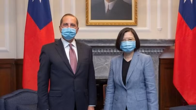 Bà Thái Anh Văn, người lãnh đạo chính quyền Đài Loan tiếp ông Alex Azar, Bộ trưởng Y tế và Nhân sinh Mỹ thăm Đài Loan hồi tháng 8/2020 (Ảnh: BBC).