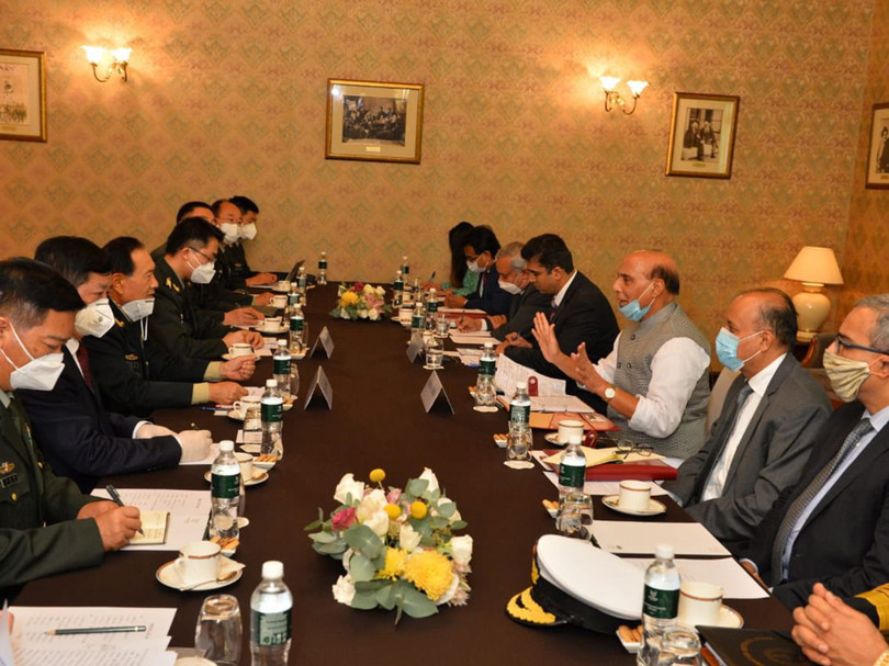 Cuộc hội đàm giữa Bộ trưởng Quốc phòng hai nước hôm 4/9 tại Moscow không giải quyết được vấn đề gì (Ảnh: Đa Chiều).