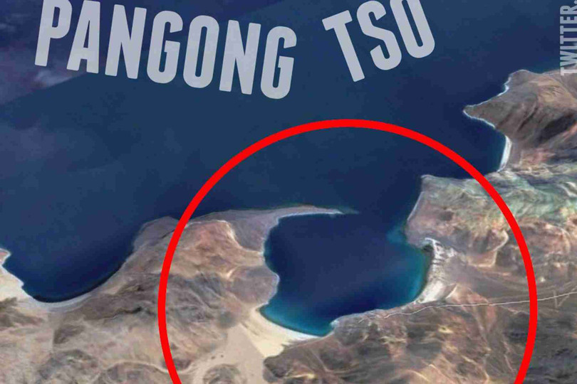 Khu vực bờ phía nam Hồ Pangong nơi xảy ra xung đột từ cuối tháng 8 đến nay (Ảnh: Đa Chiều).