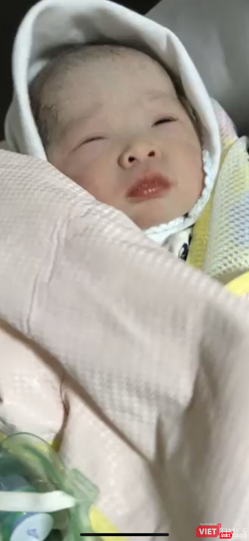 Cháu bé được cứu sống một cách ngoạn mục