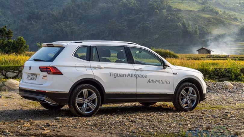 Tuy rằng Volkswagen Tiguan là một mẫu crossover được ưa chuộng tại nhiều nước trên thế giới nhưng tại Việt Nam thì mẫu xe này chưa thực sự được nhiều người biết đến