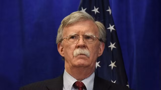 John Bolton, cựu cố vấn an ninh quốc gia tổng thống, tiết lộ trong cuốn sách sắp xuất bản những thông tin bất lợi cho Trump