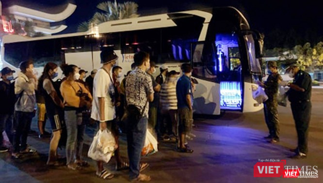 Trên dường về Việt Nam vào phút cuối. Ảnh nhân vật cung cấp.