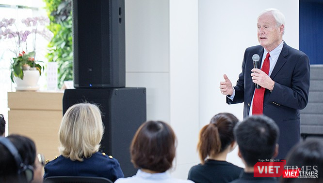 "Mỗi người có một quan điểm khác nhau. Nếu bạn thuộc cộng đồng thiểu số, góc nhìn bạn sẽ khác về rất nhiều vấn đề", ảnh: Nguyễn Luân.