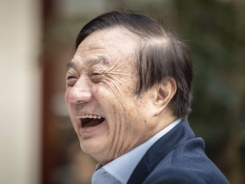 Những diễn biến mới cho thấy sự lạc quan của ông Nhiệm Chính Phi: "sự tăng trưởng của Huawei có thể bị chậm lại, nhưng ảnh hưởng không lớn lắm" là quá lạc quan. Những diễn biến mới cho thấy sự lạc quan của ông Nhiệm Chính Phi: "sự tăng trưởng của Huawei có thể bị chậm lại, nhưng ảnh hưởng không lớn lắm" là quá lạc quan.