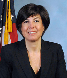 Nancy McNamara, Trợ lý Tổng giám đốc FBI: FBI sẽ tiếp tục trừng trị, bảo vệ nước Mỹ khỏi những nguy hại do những kẻ âm mưu phản bội quốc gia như Lý Xuân Thành gây ra