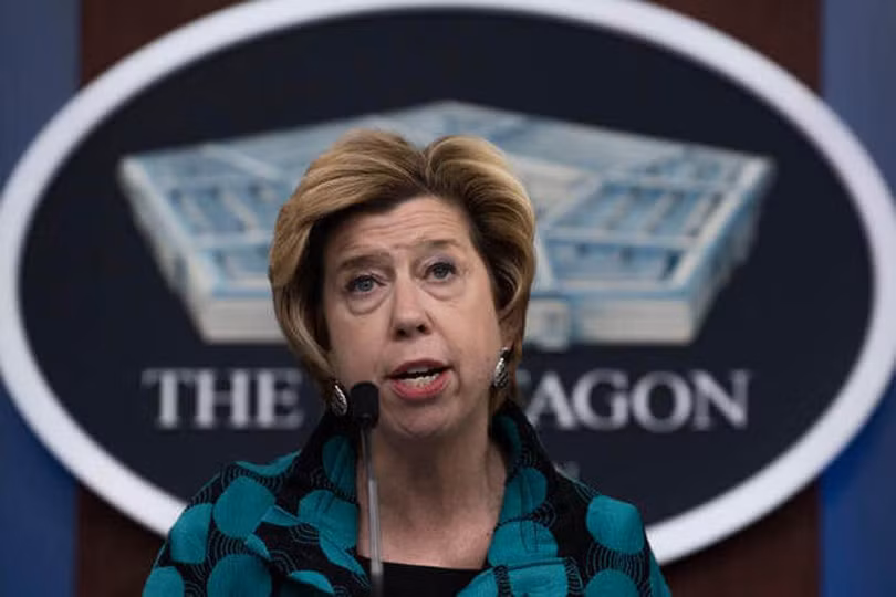 Thứ trưởng Bộ Quốc phòng Mỹ Ellen Lord cảnh báo về việc các cơ sở công nghiệp quốc phòng bị dòng vốn của Trung Quốc tấn công