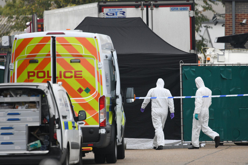 Nơi cảnh sát Anh đang khám nghiệm thi thể các nạn nhân