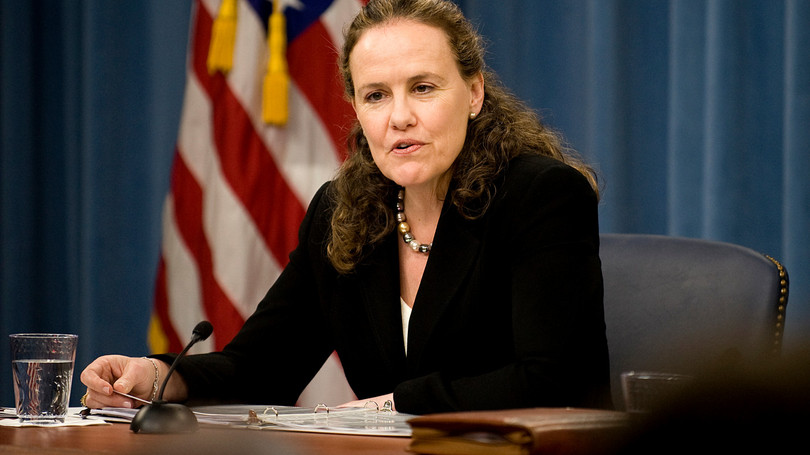 Bà Michèle Flournoy, cựu Thứ trưởng Quốc phòng từ năm 2009 đến 2012, cho rằng việc bổ sung một chức vụ Phó trợ lý Bộ trưởng có lẽ không phải là lựa chọn tốt nhất. Bà Michèle Flournoy, cựu Thứ trưởng Quốc phòng từ năm 2009 đến 2012, cho rằng việc bổ sung một chức vụ Phó trợ lý Bộ trưởng có lẽ không phải là lựa chọn tốt nhất.