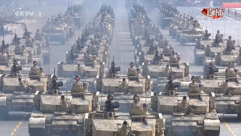 Đội hình xe tăng tham gia diễu binh Đội hình xe tăng tham gia diễu binh