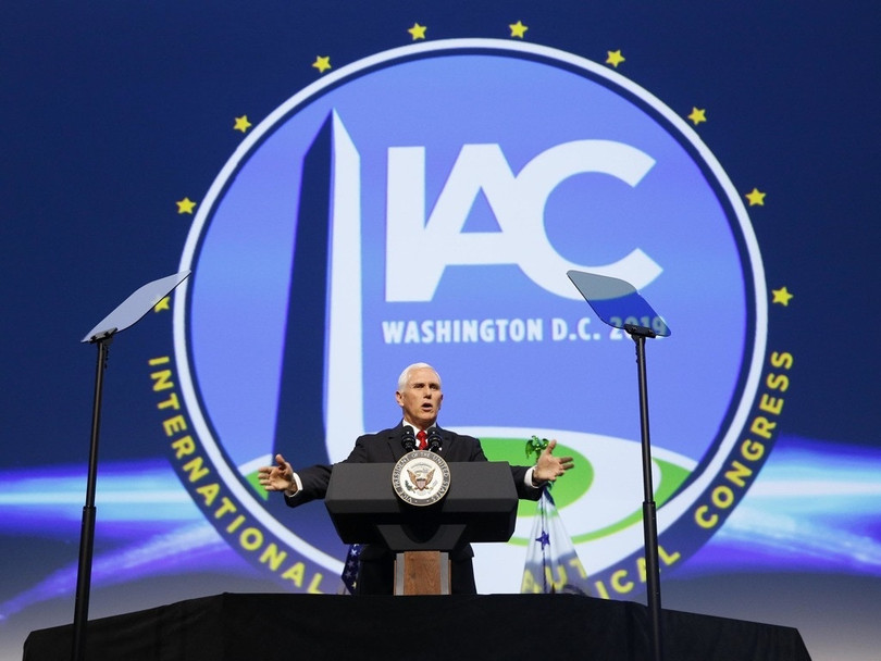 Phó Tổng thống Mỹ Mike Pence phát biểu khai mạc Đại hội ICA nhấn mạnh về vai trò lãnh đạo của Mỹ trong lĩnh vực không gian vũ trụ