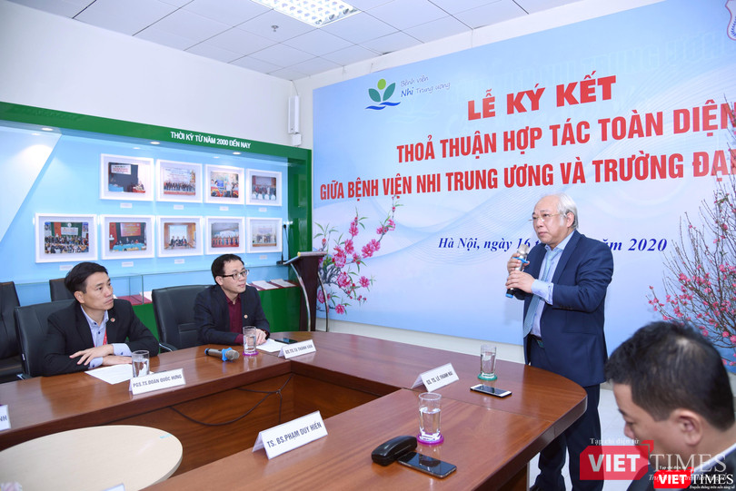 GS.TS. Lê Thanh Hải – Giám đốc Bệnh viện Nhi Trung ương bày tỏ vinh dự khi Bệnh viện hợp tác với Trường Đại học Y Hà Nội GS.TS. Lê Thanh Hải – Giám đốc Bệnh viện Nhi Trung ương bày tỏ vinh dự khi Bệnh viện hợp tác với Trường Đại học Y Hà Nội