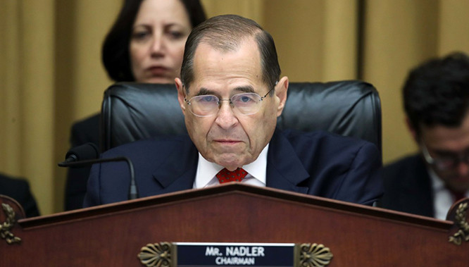 Nadler, Chủ nhiệm Ủy ban Tư pháp Hạ viện, cũng là một trong những người dẫn dắt cuộc chiến luận tội Trump tại Hạ viện.