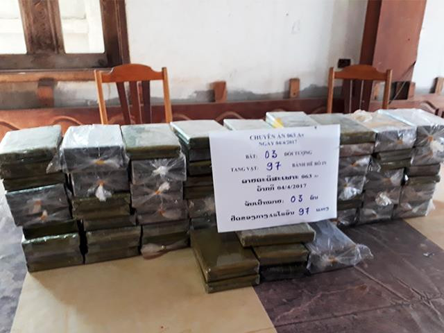 Tang vật một chuyên án đánh bắt ma túy trên đất bạn của lực lượng phòng chống ma túy - Bộ Chỉ huy Biên phòng Hà Tĩnh. Ảnh trinh sát cung cấp.