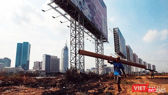 Khu đô thị mới Thủ Thiêm từng được kỳ vọng là phố Đông Thượng Hải của Sài Gòn. Ảnh: Mai Kỳ. Khu đô thị mới Thủ Thiêm từng được kỳ vọng là phố Đông Thượng Hải của Sài Gòn. Ảnh: Mai Kỳ.