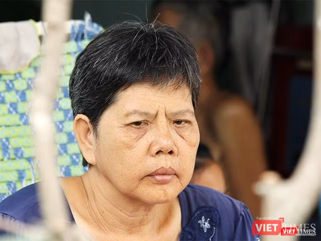 Bà Nguyễn Thị Tâm nay phải sang tận huyện Nhơn Trạch, tỉnh Đồng Nai mưu sinh. Dự án Khu đô thị mới Thủ Thiêm từng được TP.HCM xác định tái định cư cho người dân "bằng hoặc tốt hơn nơi ở cũ". Ảnh; GVT.