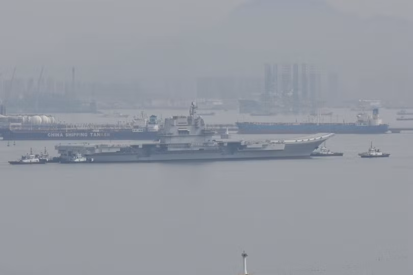 Có tin tàu Sơn Đông bắt đầu ra biển chuyến đầu sau khi vào biên chế.