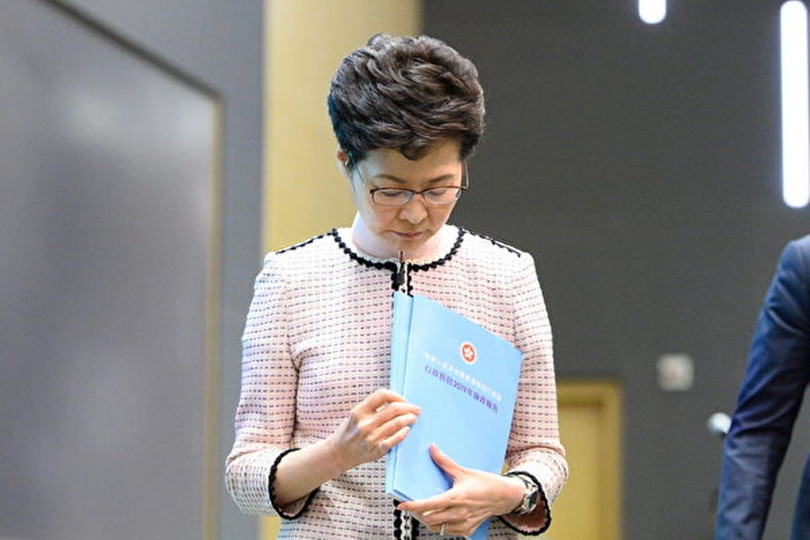 Bà Carrie Lam hiện có mức uy tín thấp nhất trong lịch sử các Trưởng quan Đặc khu Hồng Kông.