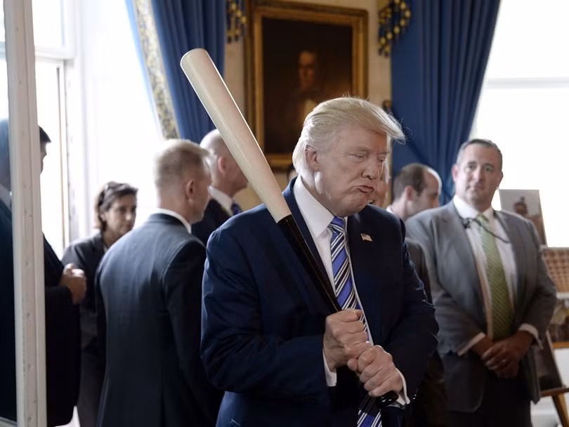 Ông Donald Trump hôm 3/12 công khai đe dọa Triều Tiên tại Hội nghị cấp cao NATO: “Mỹ có một lực lượng quân sự mạnh mẽ và chúng tôi sẽ sử dụng nó nếu cần thiết”. Ông Donald Trump hôm 3/12 công khai đe dọa Triều Tiên tại Hội nghị cấp cao NATO: “Mỹ có một lực lượng quân sự mạnh mẽ và chúng tôi sẽ sử dụng nó nếu cần thiết”.