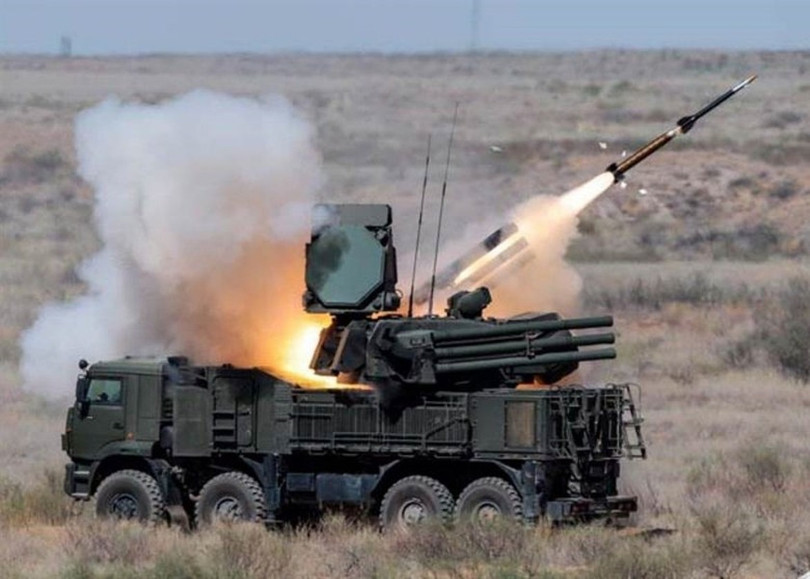 Hệ thống phòng không hỗn hợp tầm gần Pantsir-S1 của Nga hoạt động rất có hiệu quả ở Nga có tin đã bị Trung Quốc sao chép.