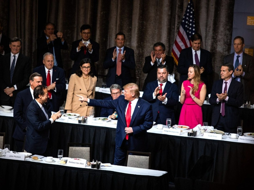 Ngày 12/11,phát biểu tại Câu lạc bộ Kinh tế New York, ông Donald Trump đe dọa gia tăng cuộc chiến thương mại với Trung Quốc.