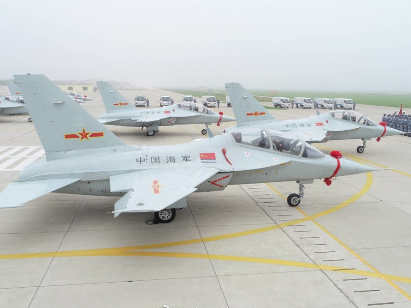 Máy bay huấn luyện phản lực L-19 hiện đại của Trung Quốc được lắp động cơ AI-222-25F do nhà máy Motor Sich chế tạo. Máy bay huấn luyện phản lực L-19 hiện đại của Trung Quốc được lắp động cơ AI-222-25F do nhà máy Motor Sich chế tạo.